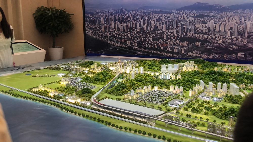 烟台地铁还没开工，龙烟铁路先改造：东西通勤与机场交通先有了突破口
