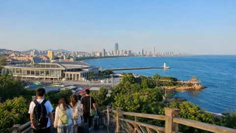 烟台旅游怎么安排更顺，先选对车站和海岸线（山海风光）